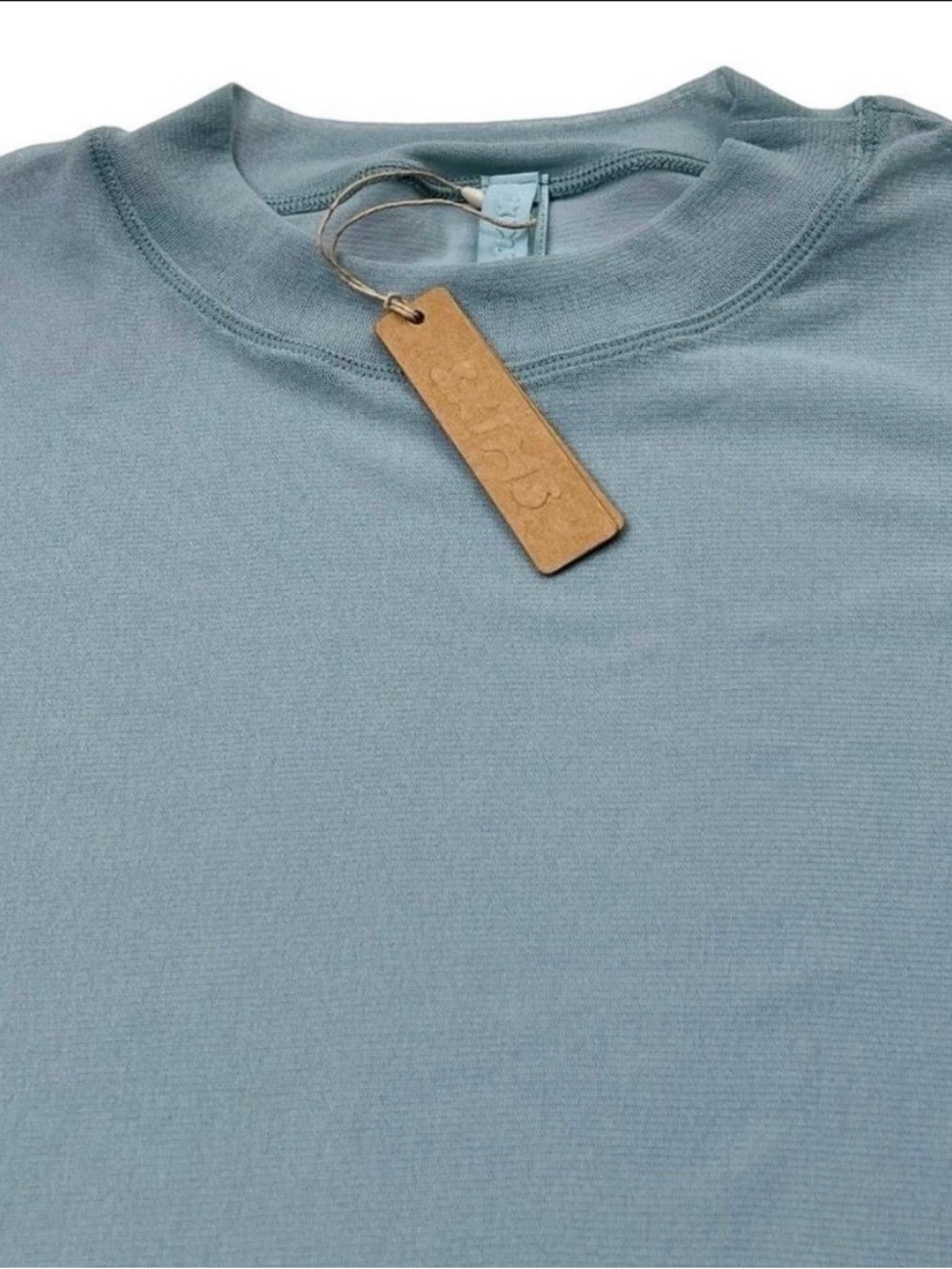 SKIMS Short-Sleeve Bodysuit - Picture 3 of 5